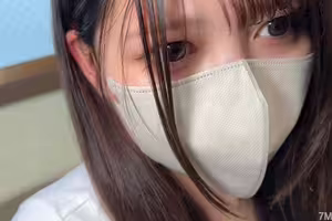 fc2-ppv 4713731 [完全業餘]一個19歲的才華橫溢的人，很可愛但非常色情。這是危險的一天，但這是原始的插入。真是太愉快了，我的臀部無法停止，我不得不在她體內暨。