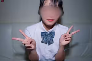 FC2-PPV-4820365 ※特別アングル※超美人なコンビニ定員に一目ぼれからの バイト終わりにラブホへ ♡18歳モデル体型ハリMAXなおっぱい　濡れやすくびちゃびちゃ 初めての生セックス！