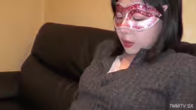 fc2-ppv 4814025 【僅5天50%折扣/中出】黑市商人帶進來的年輕妻子，條件是我不要太深入地打探她的情況...... | FC2電子市場