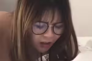 LY-001钱女大学生拍摄av初体验-宁樱 LY-001钱女大学生拍摄av初体验-宁樱