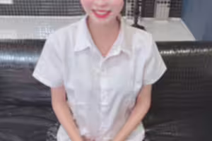 fc2-ppv 4963189 【豪華三發射】19歲的可憐白皙纖瘦美女的麗服姿態。細長纖瘦的身體灌入濃厚精液。