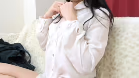 FC2-PPV-4815459 弦楽器専攻の音大１９歳Bカップ（成長中） 極太バイブで初めての人前オナニーから止まらない潮吹き、お互いびしょ濡れのまま生挿入大量射精までの一部始終。