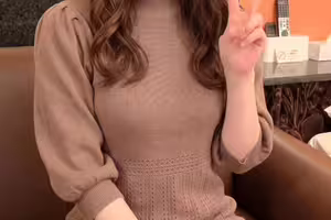 fc2-ppv 4903727 【緊急】我從沒遇過這麼漂亮的美女，有自信讓她說「從沒遇過這麼帥的男人」的上等貨色在裡面射精 | FC2電子市場