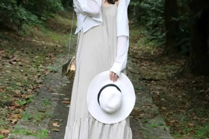 fc2-ppv 4554698 [NIIA 26歲]錄製了一個美麗的OL，他正在Miyakojima FC2-PPV-4554698旅行