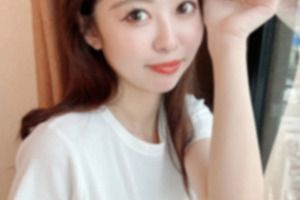 FC2-4623926 【続！／３発射】「水もオイルも滴る良いオンナ。」女子医大生のインテリ色白美人スレンダー。 オンナに磨きをかける秘密のオイルでヌルテカSEX。