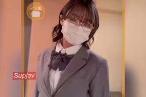 FC2PPV 4920951 可愛過ぎるアイドル研修生の同人AVデビュー第二弾 IMEDAMAFC2LIVE
