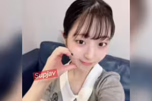 FC2PPV 4998939 【元アイドル卒業直後を最速キャッチ!】無敵のスマイルと名付けられた純情美女本物ジモドル（地元アイドル）無邪気なその笑顔は地元の一番星。オタク発狂間違いなし。LIVE