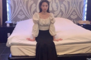 fc2-ppv 3257066 在這個年紀散發出情慾信息素，風格出眾的美女。結束時是陰道射精和特殊的嘴巴口交，而彼此都處於高潮。 FC2-PPV-3257066