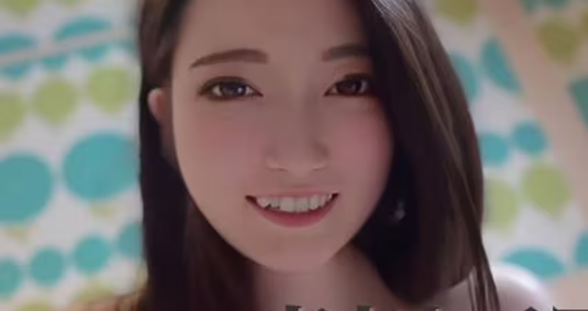 东京女子图鉴彩绫27岁居酒屋服务员