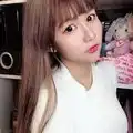 (正妹牆)甜美萌妹「Mei Be 妹比」小露香肩耍性感　渾圓線條讓人移不開視線