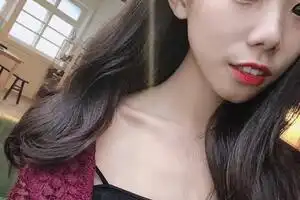 (正妹牆)清純小姐姐Ariel胸前「自帶兩顆大球」路人視線好害羞 (正妹牆)清純小姐姐Ariel胸前「自帶兩顆大球」路人視線好害羞