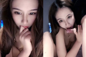 新疆小騷逼 高顏值明星氣質 酒店啪啪一天四炮 被玩壞了 新疆小騷逼 高顏值明星氣質 酒店啪啪一天四炮 被玩壞了