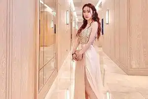 (正妹牆)Aki Chen霈 超高顏值「精緻到像洋娃娃」...再加上麻豆般身材 (正妹牆)Aki Chen霈 超高顏值「精緻到像洋娃娃」...再加上麻豆般身材