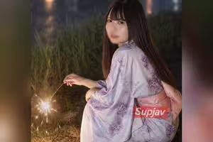 FC2PPV 4945364 10日迄1990pt!!【神】特典 ※夏の日の2026 オトナの火遊び「君とㇱタ夏は～♪ 生で膣の中～♪ 奥に消えてった、 打ち上げセイシ～♪ 」LIVE