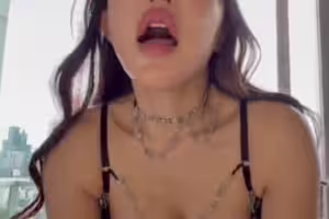 饥渴巨乳美女激情做爱-Alfiecine