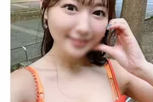 fc2-ppv 4845081 【高挑美腿】被放鴿子的女孩 生插PAKOPAKO生內射 【貪心賤婦】