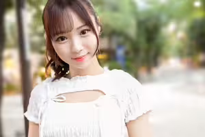 [FHD] SIRO-5593 童顔美少女が隠し持っていた最終兵器デカチクビ！飛び出す潮はスプリンクラー！それをもってしても男の猛りの炎は鎮火できない！！ 【初撮り】ネットでAV応募→AV体験撮影 2468