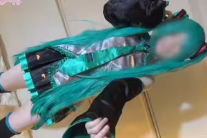 fc2-ppv 4946858 那個Miku Layer老師在重製版中復活！穿著普通的Miku服裝自慰＆性愛篇！|FC2電子市場